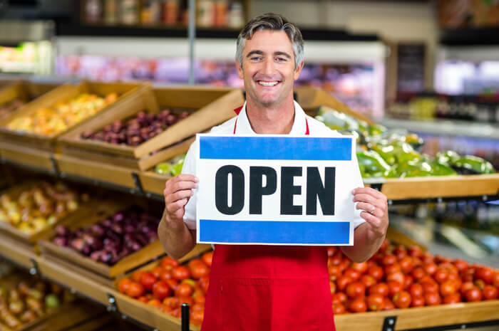 Going with the Flow: Can Décor Help Sell Food?